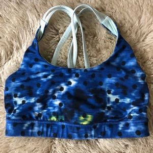 Lululemon sports bra
